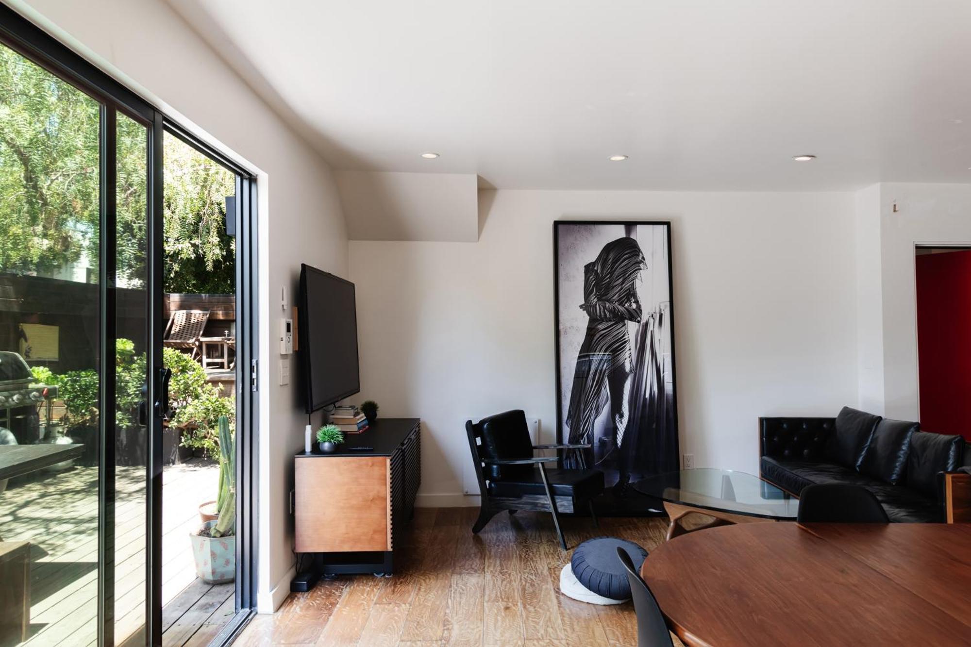 Apartment Venice Three Bedroom Rooftop House With Parking Los Angeles